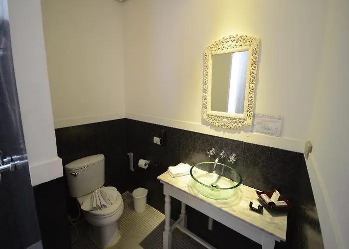 The Heritage Baan Silom Hotel